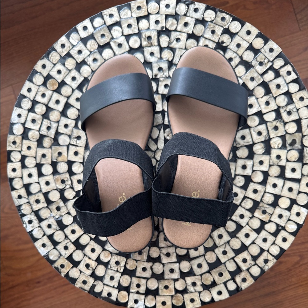 Kensie Everlee Ladies' Elastic Strap Sandal Slingback Black Size 6